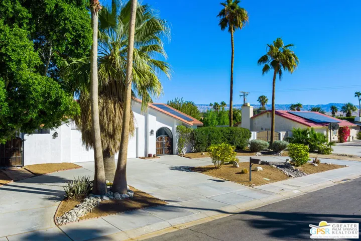 2750 E Vincentia Road, Palm Springs, California 92262