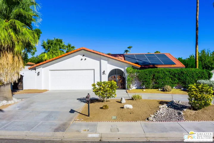 2750 E Vincentia Road, Palm Springs, California 92262
