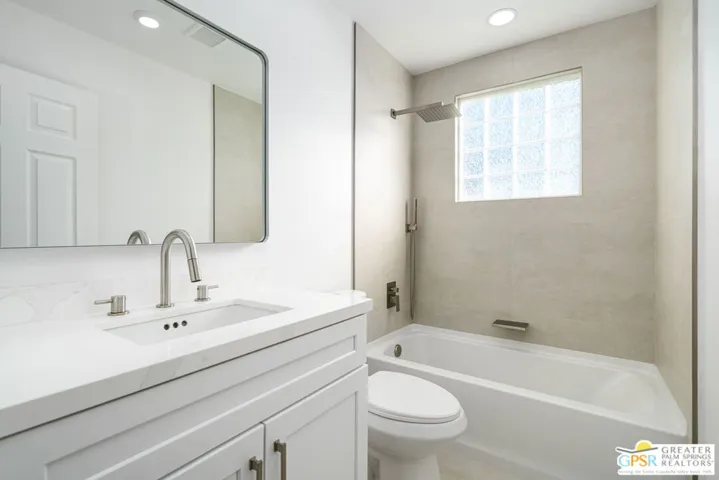 2750 E Vincentia Road, Palm Springs, California 92262