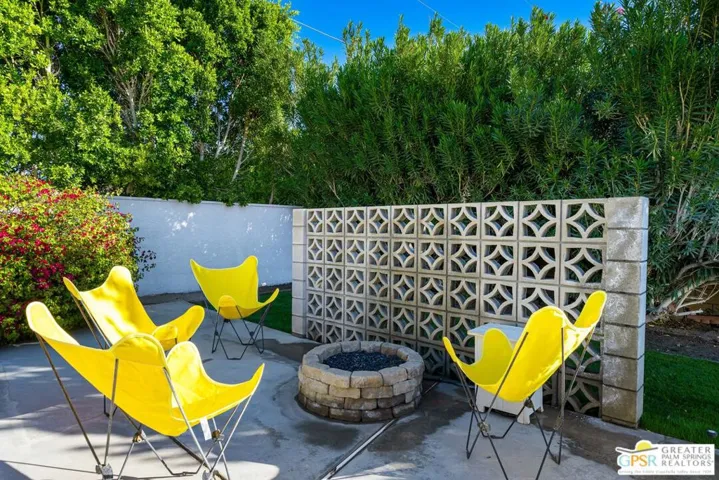 2750 E Vincentia Road, Palm Springs, California 92262