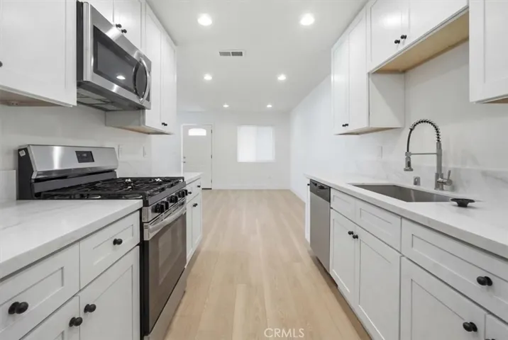 307 N Tustin B, Anaheim, California 92807