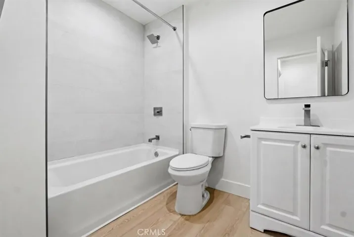 307 N Tustin B, Anaheim, California 92807