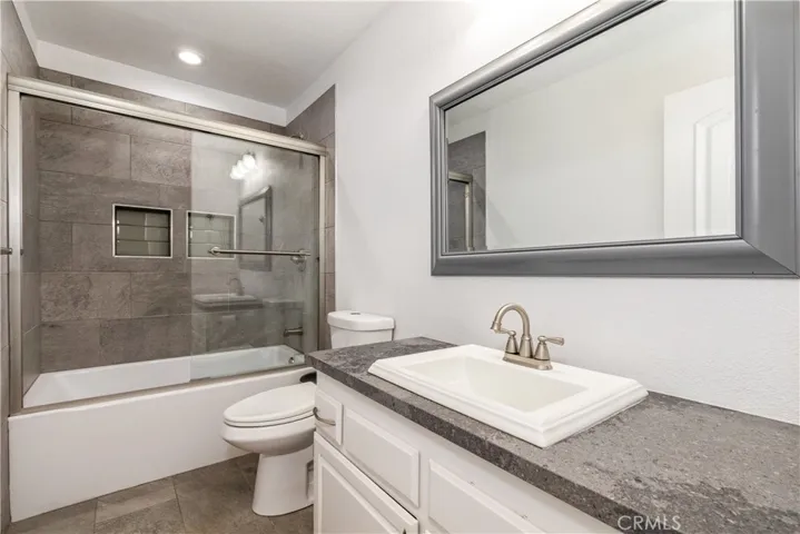 840 Madrone, Paso Robles, California 93446