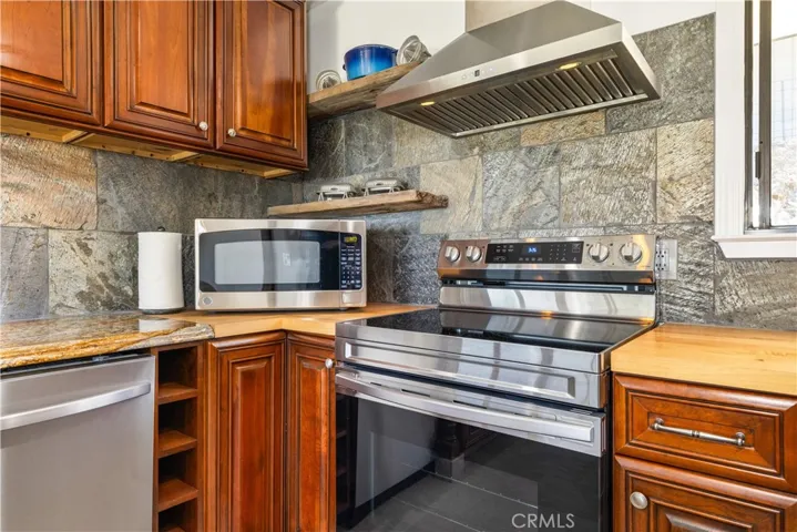 840 Madrone, Paso Robles, California 93446