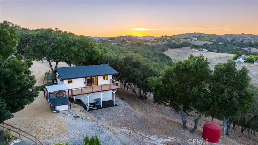 840 Madrone, Paso Robles, California 93446