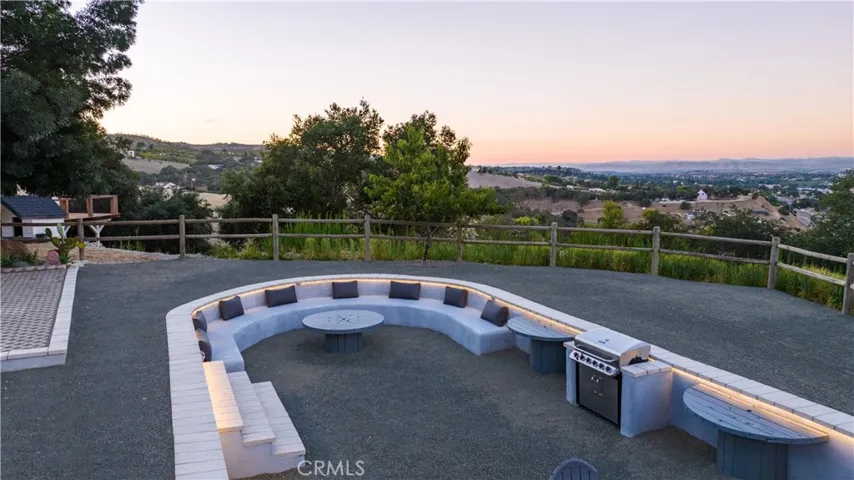 840 Madrone, Paso Robles, California 93446