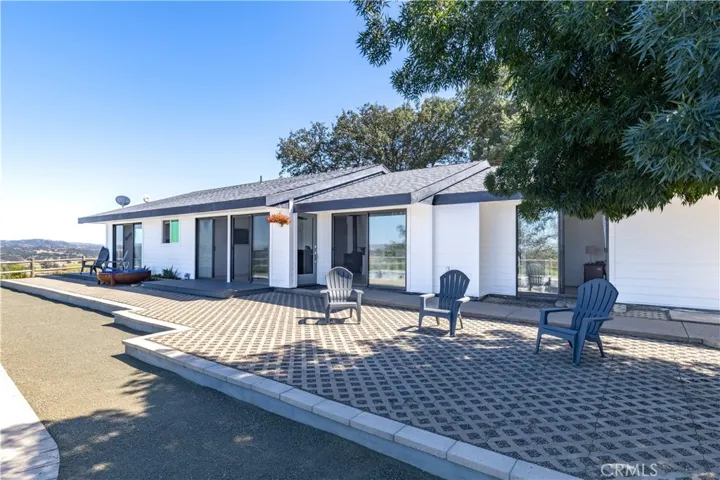 840 Madrone, Paso Robles, California 93446