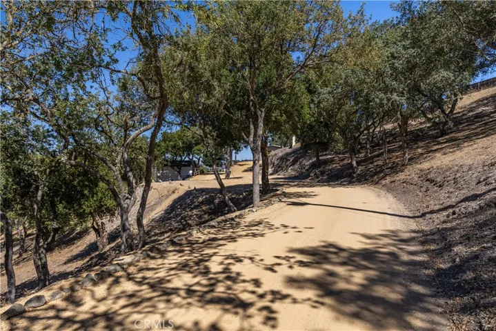 840 Madrone, Paso Robles, California 93446