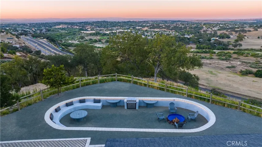 840 Madrone, Paso Robles, California 93446
