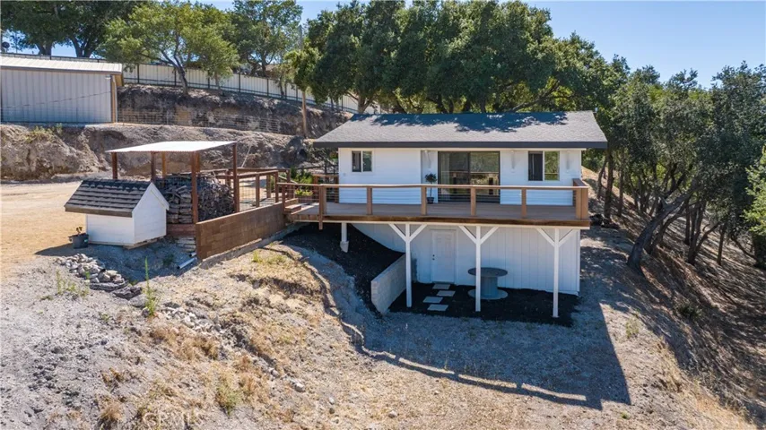 840 Madrone, Paso Robles, California 93446