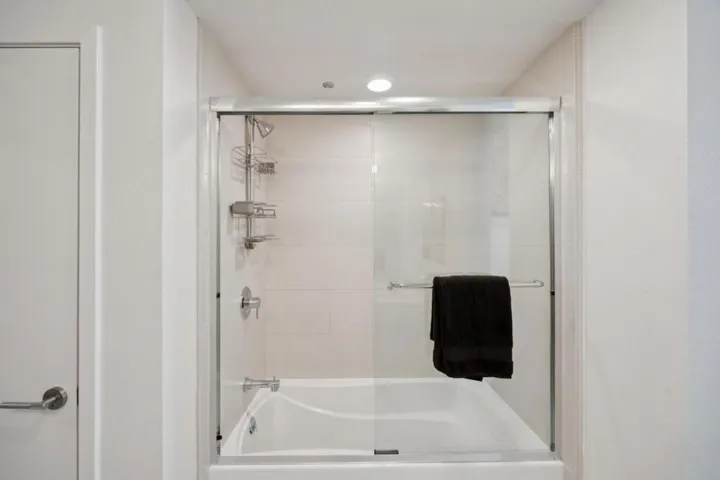 657 Walnut Street 423, San Carlos, California 94070