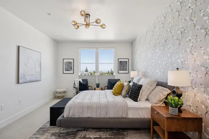 657 Walnut Street 423, San Carlos, California 94070