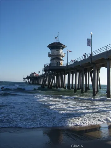 Huntington Beach Pie
