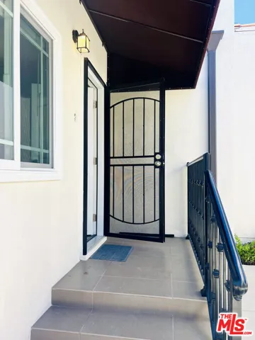 926 N Pass Avenue, Burbank, California 91505