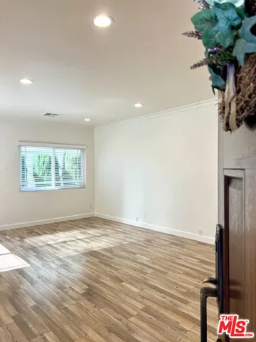 926 N Pass Avenue, Burbank, California 91505