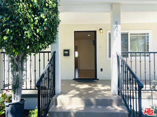 926 N Pass Avenue, Burbank, California 91505