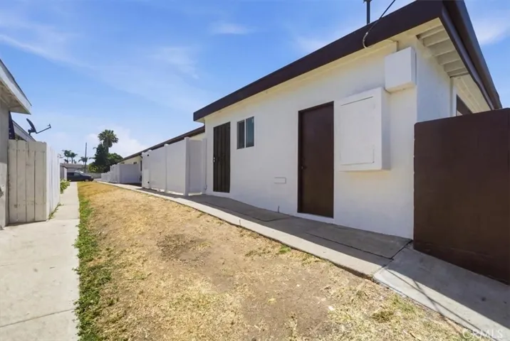 307 N Tustin C, Anaheim, California 92807