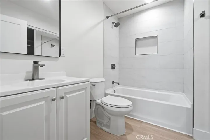 307 N Tustin C, Anaheim, California 92807