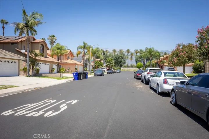 7482 Cambridge Court, Fontana, California 92336