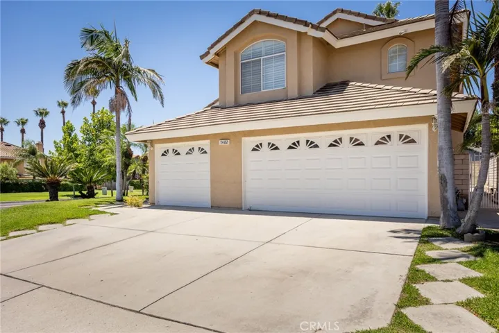 7482 Cambridge Court, Fontana, California 92336
