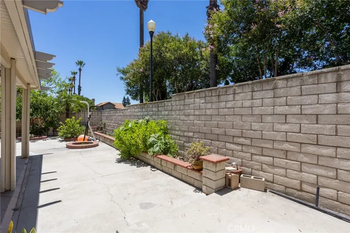 7482 Cambridge Court, Fontana, California 92336