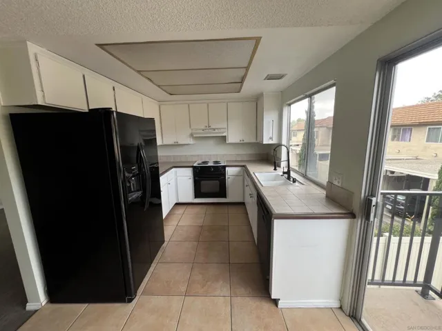 2772 Meadow Lark, San Diego, California 92123