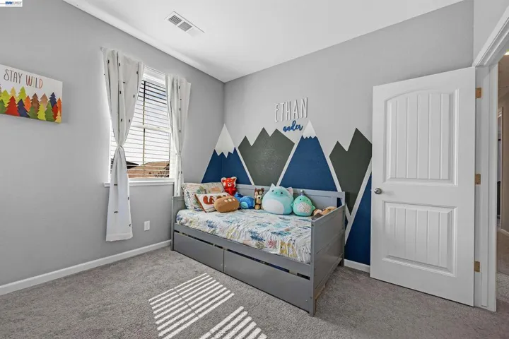 1589 Friendly, Manteca, California 95337