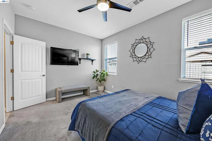 1589 Friendly, Manteca, California 95337