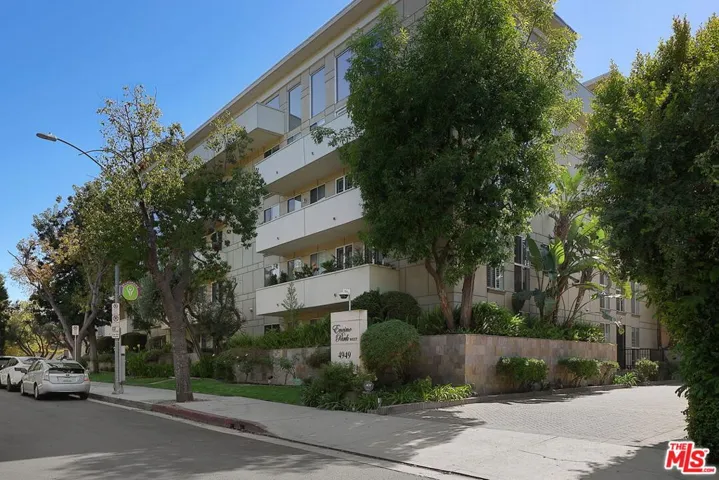 4949 Genesta Avenue 111, Los Angeles, California 91316