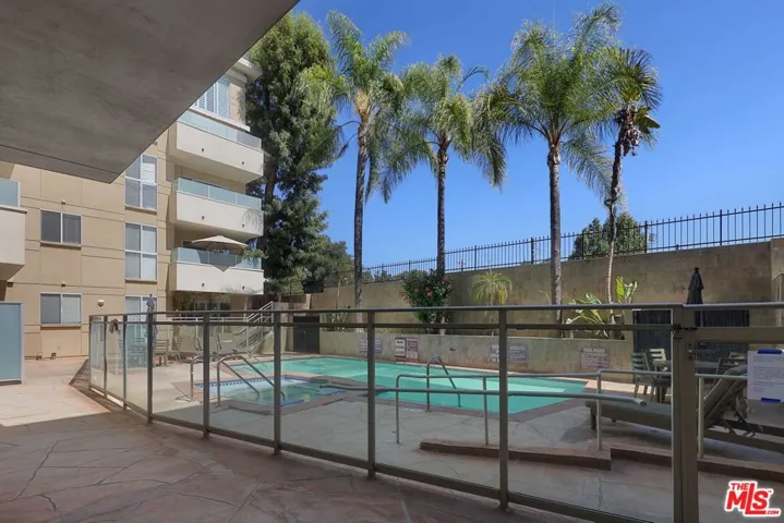 4949 Genesta Avenue 111, Los Angeles, California 91316