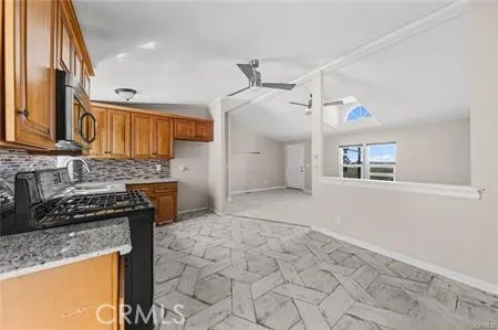 30876 Epiplaneia, Winchester, California 92596