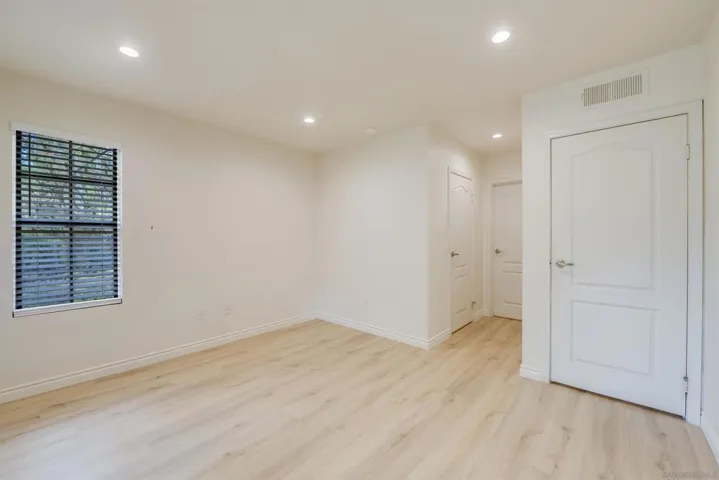 12051 Alta Carmel Ct 208, San Diego, California 92128