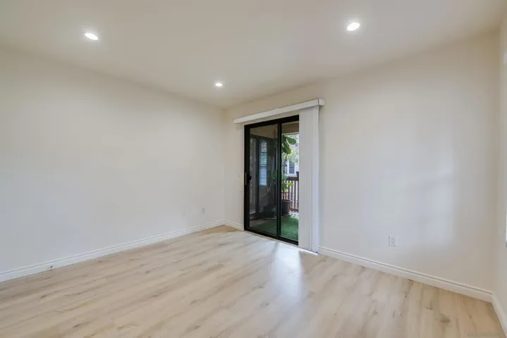12051 Alta Carmel Ct 208, San Diego, California 92128
