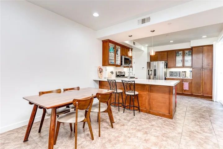15220 Cambridge, Tustin, California 92782