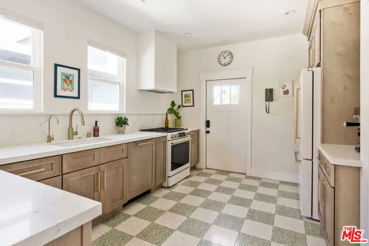 137 E Avenue 43, Los Angeles, California 90031