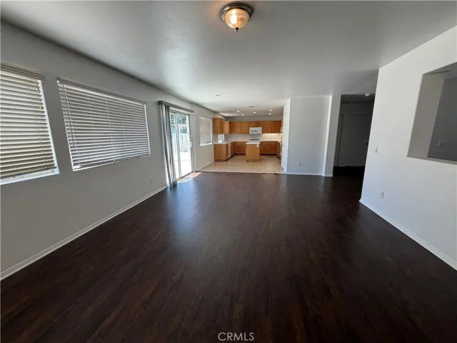 17 Del Brienza, Lake Elsinore, California 92532