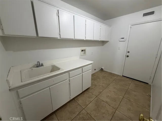 17 Del Brienza, Lake Elsinore, California 92532