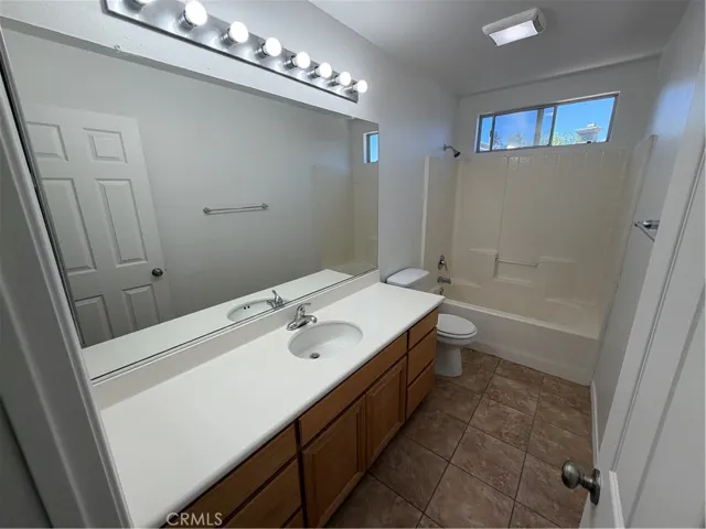 17 Del Brienza, Lake Elsinore, California 92532