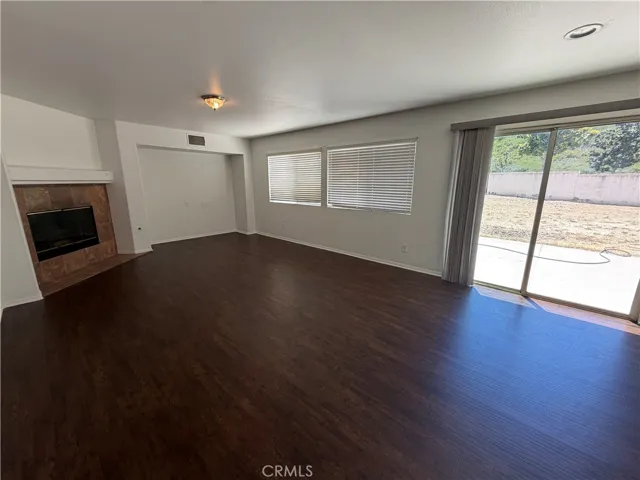 17 Del Brienza, Lake Elsinore, California 92532
