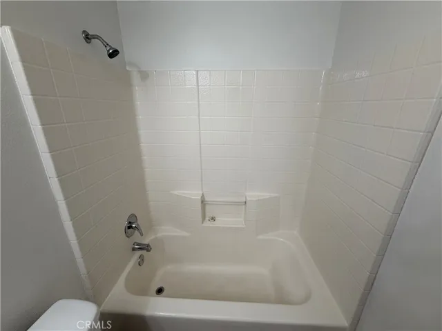 17 Del Brienza, Lake Elsinore, California 92532