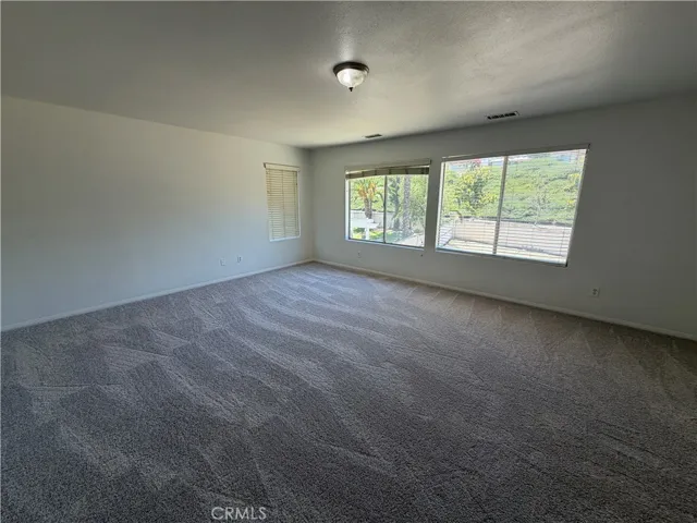 17 Del Brienza, Lake Elsinore, California 92532