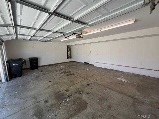 17 Del Brienza, Lake Elsinore, California 92532