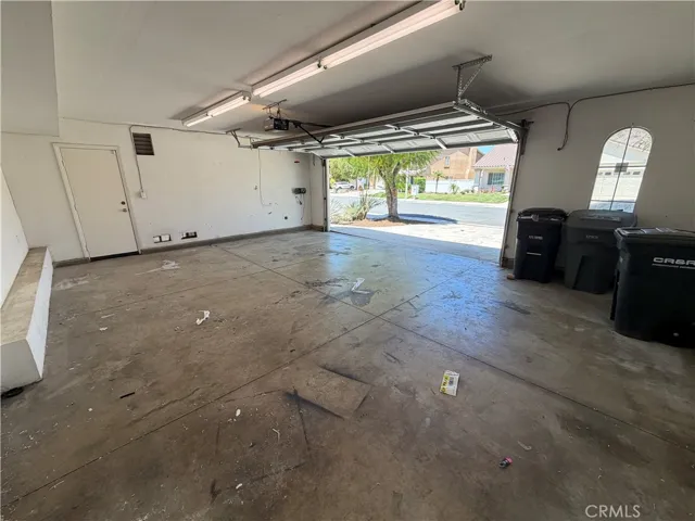 17 Del Brienza, Lake Elsinore, California 92532