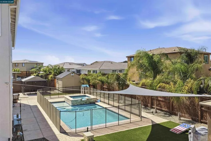 1655 Apricot Ct, Dixon, California 95620