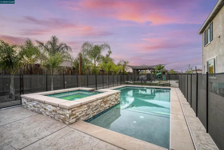 1655 Apricot Ct, Dixon, California 95620
