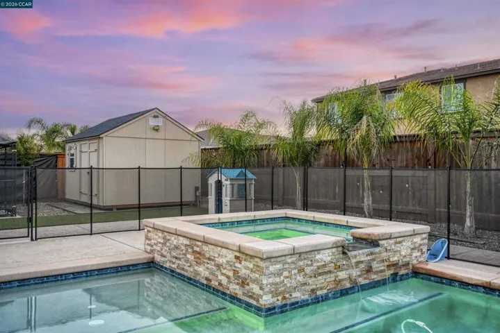 1655 Apricot Ct, Dixon, California 95620