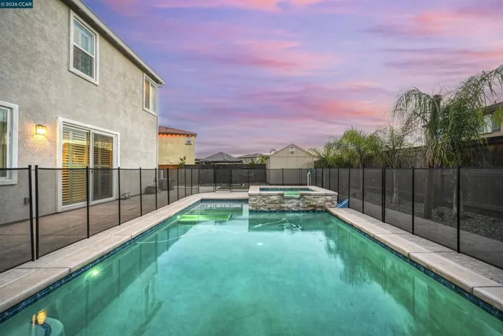 1655 Apricot Ct, Dixon, California 95620