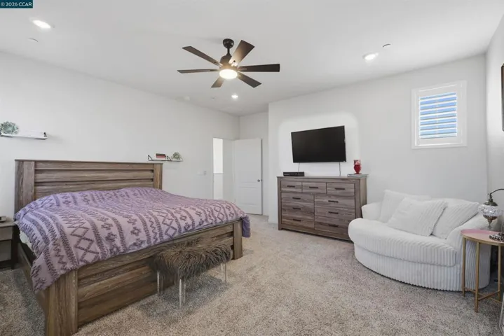 1655 Apricot Ct, Dixon, California 95620