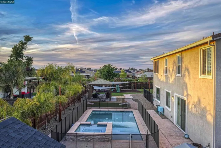 1655 Apricot Ct, Dixon, California 95620