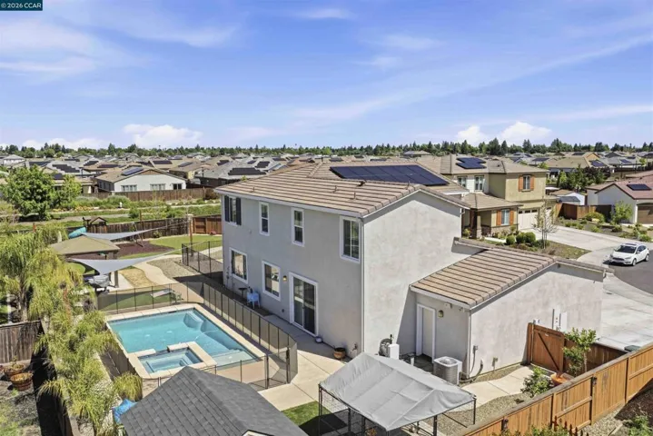 1655 Apricot Ct, Dixon, California 95620